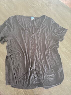 Old Navy Women's Black V-Neck Short Sleeve Tee